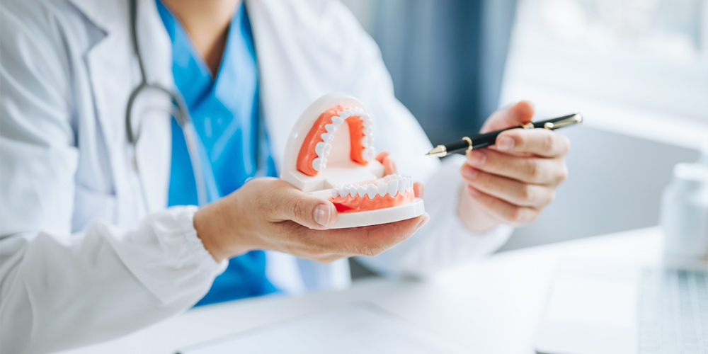 FEATURE01 歯周病専門医による精密な診療