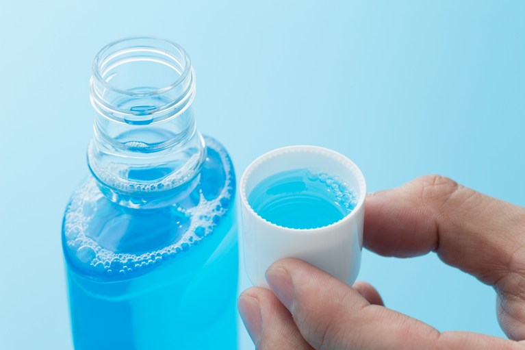 口臭対策グッズによる一時しのぎでは解決しません